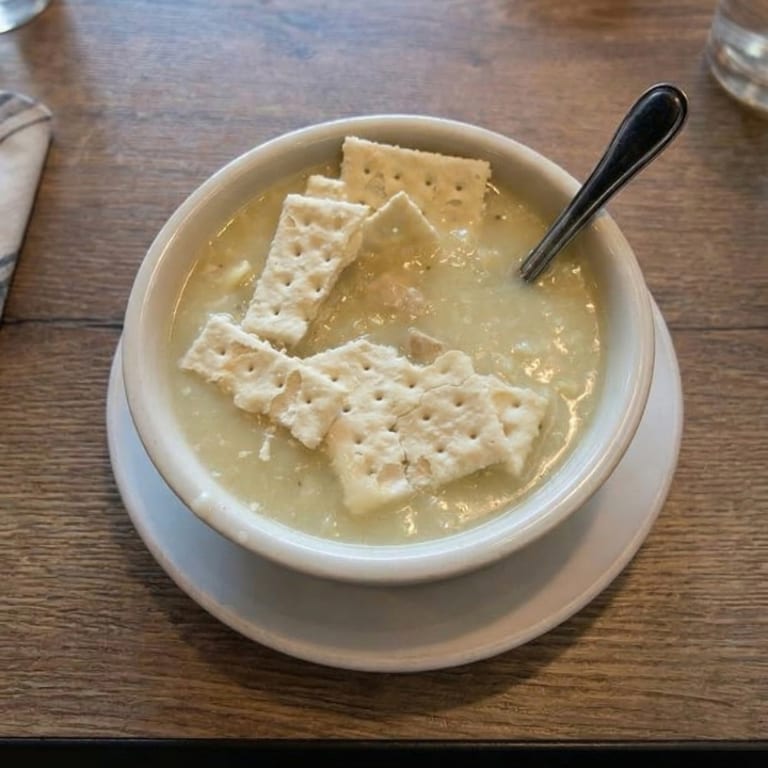 Satisfying Soups: Italian Minestrone to Greek Avgolemono